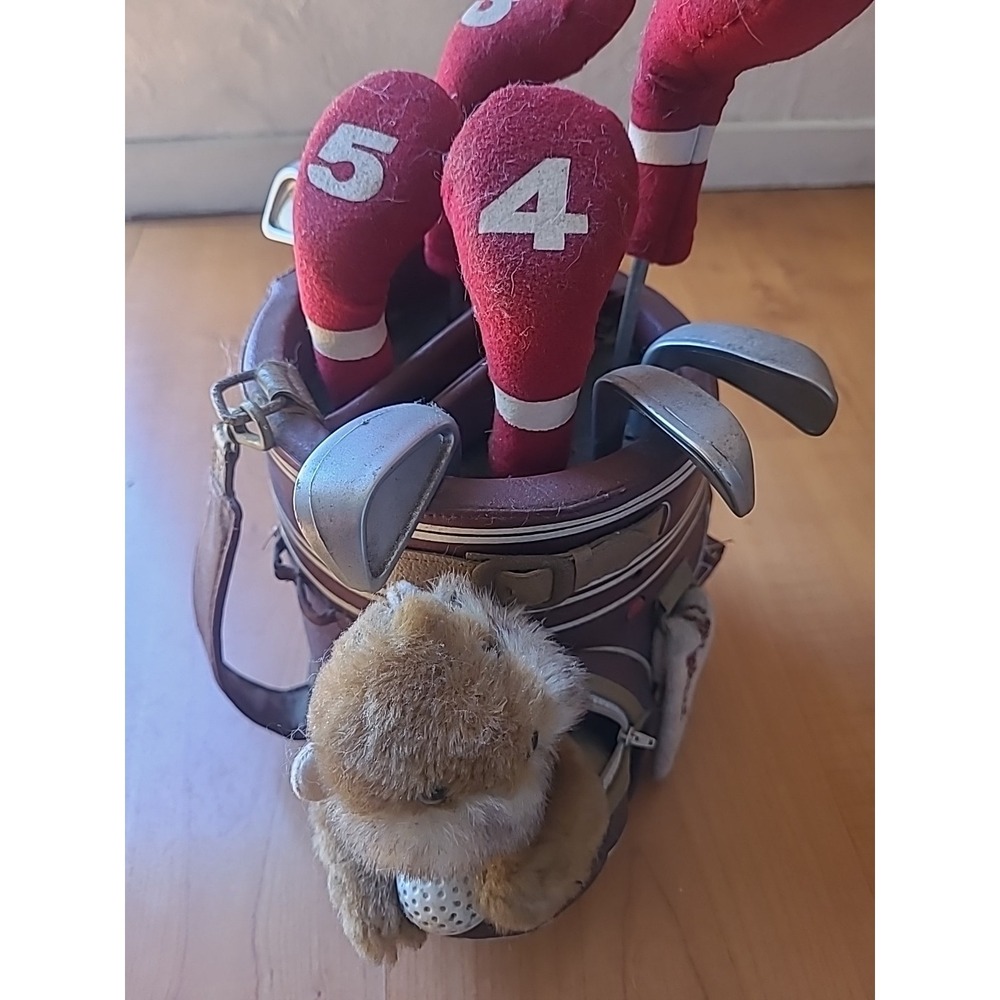 Gemmy Dancing Caddyshack Gopher with Golf Clubs & Bag